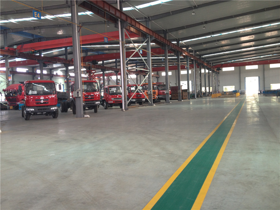 宏華機械金剛砂耐磨地坪